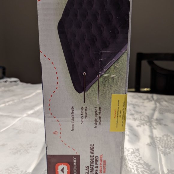 Queen size Outbound Inflatable Air mattress/Airbed - Picture 5 of 5
